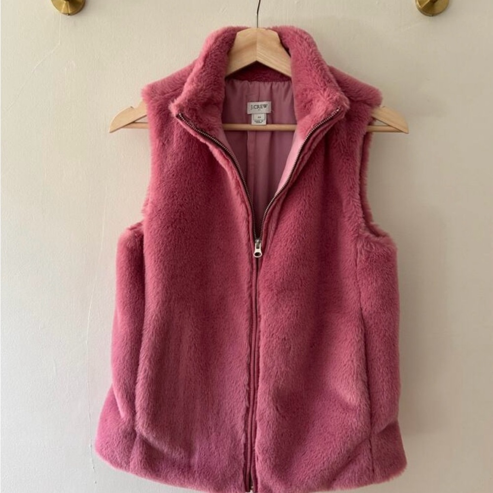 J. CREW Pink Faux Fur Vest Size XS🩷